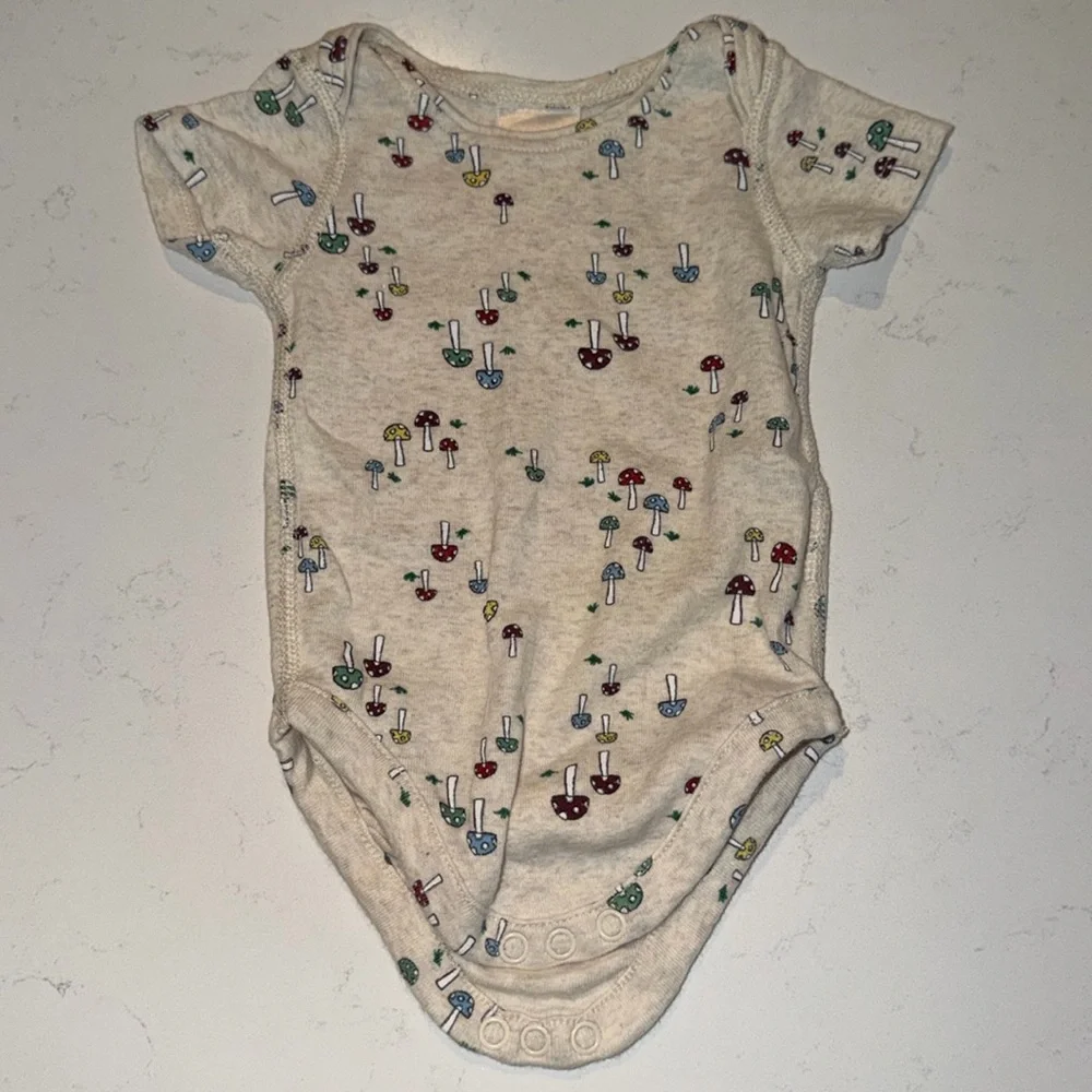 Hanna Andersson mushroom onesie